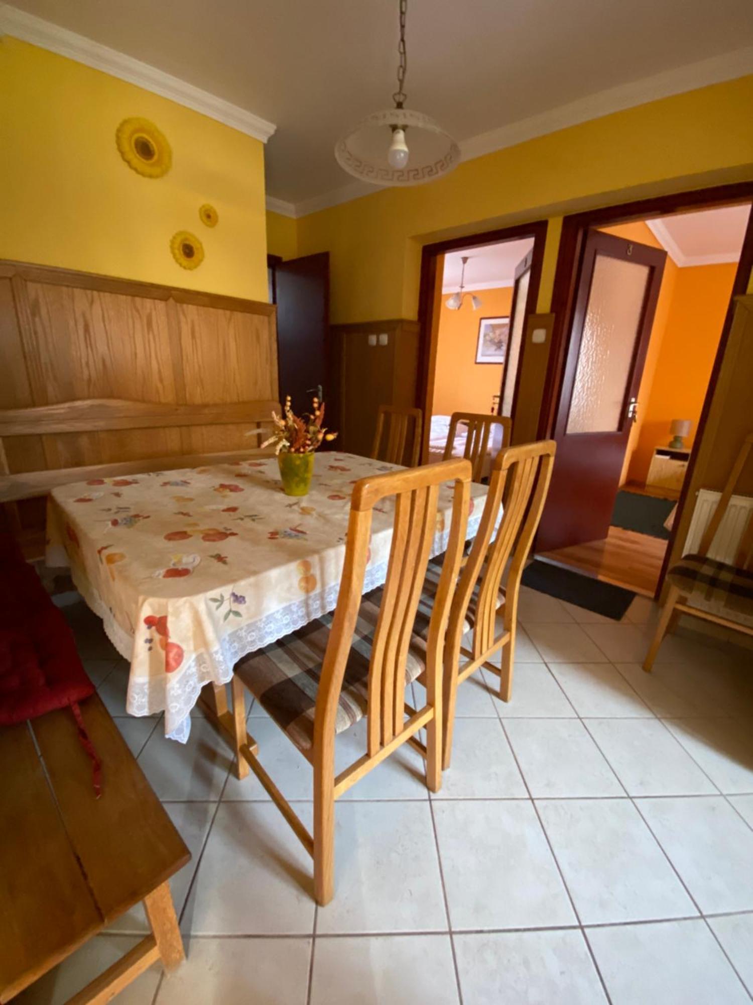 Apartman Dóra Hajduszoboszlo Exterior foto