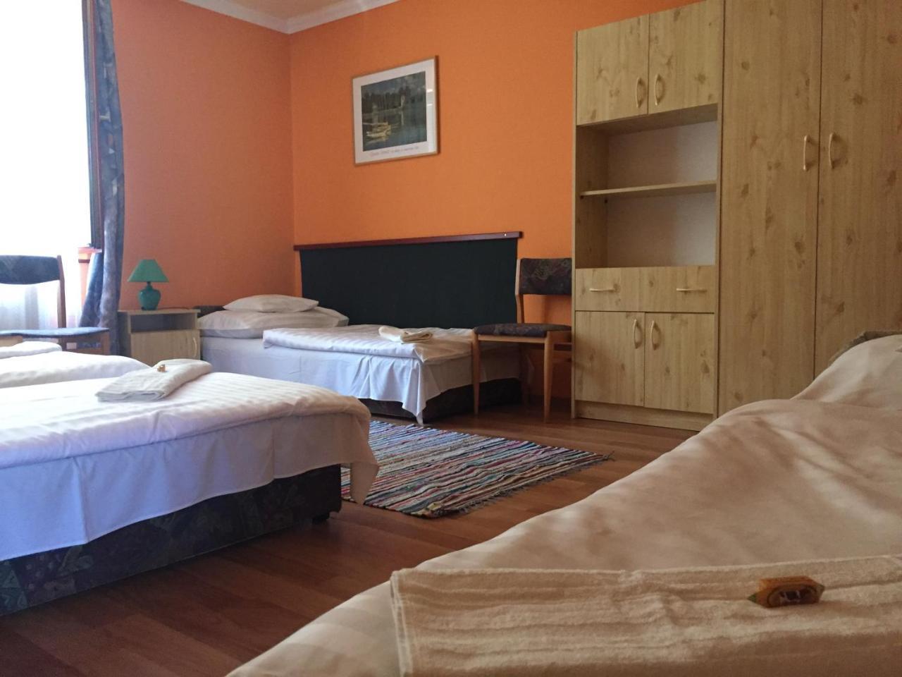 Apartman Dóra Hajduszoboszlo Exterior foto